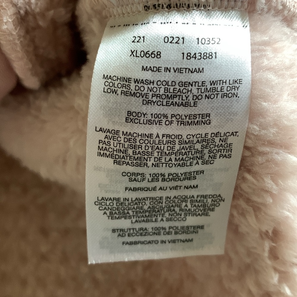 Columbia zip-front super soft fleece; pink textured material size M. - Picture 4 of 5